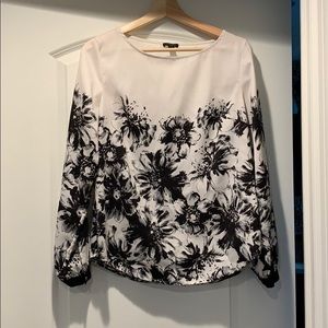 Ann Taylor blouse size small